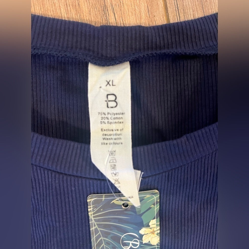 NWT - Blooming Jelly Womens Short Sleeve Blouse Sz XL - Picture 8 of 9